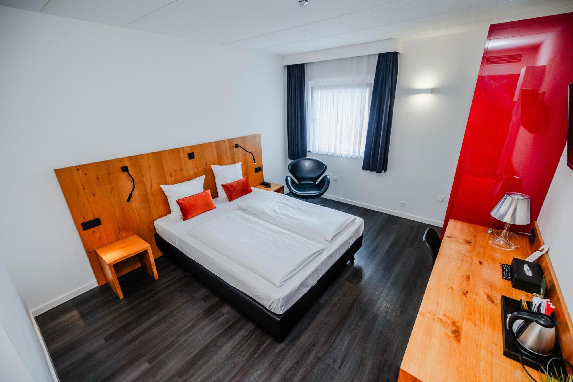 Hotel Corsendonk Viane 3*