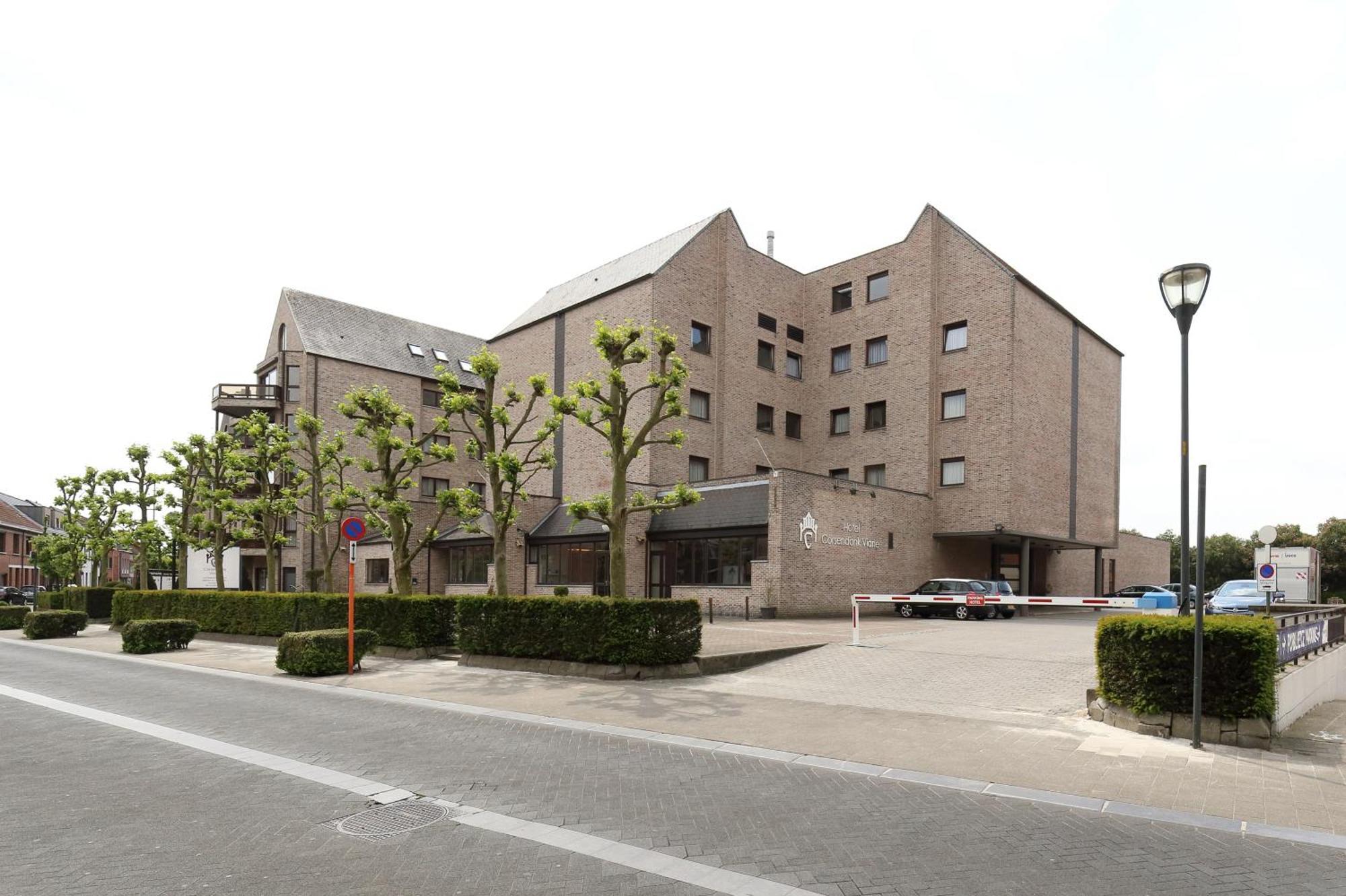 Corsendonk Viane Hotel 3*