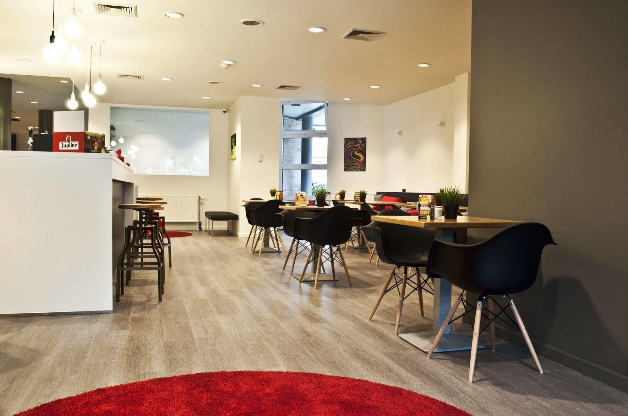 Hotel Corsendonk Viane 3*